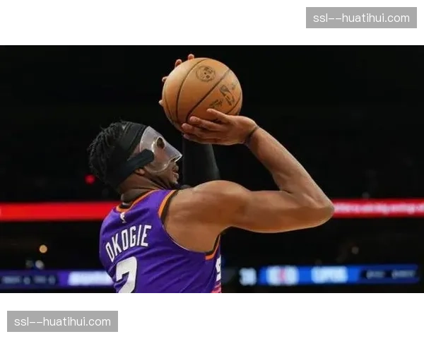 尼克斯唐斯25分8篮板 内线优势未能转化为胜利